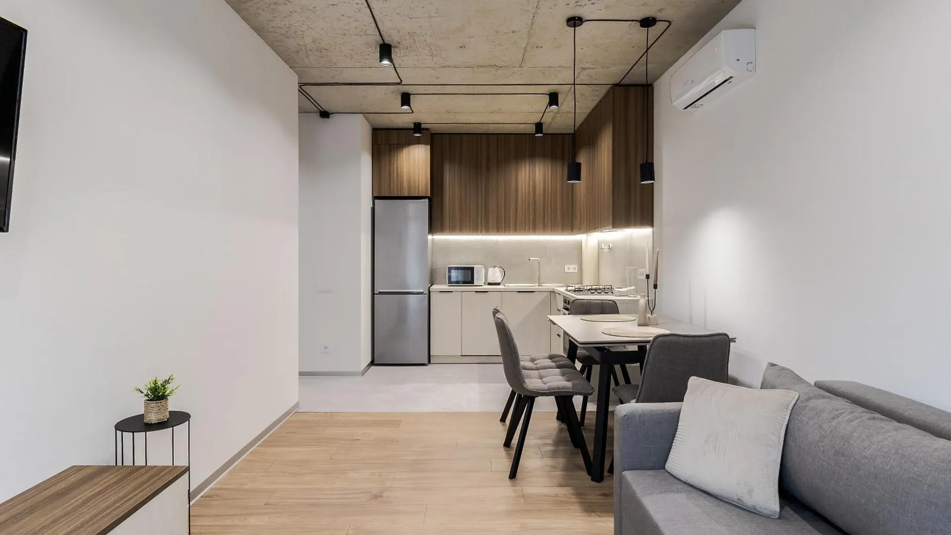 Prime Yard Apartments リヴィウ アパートホテル
