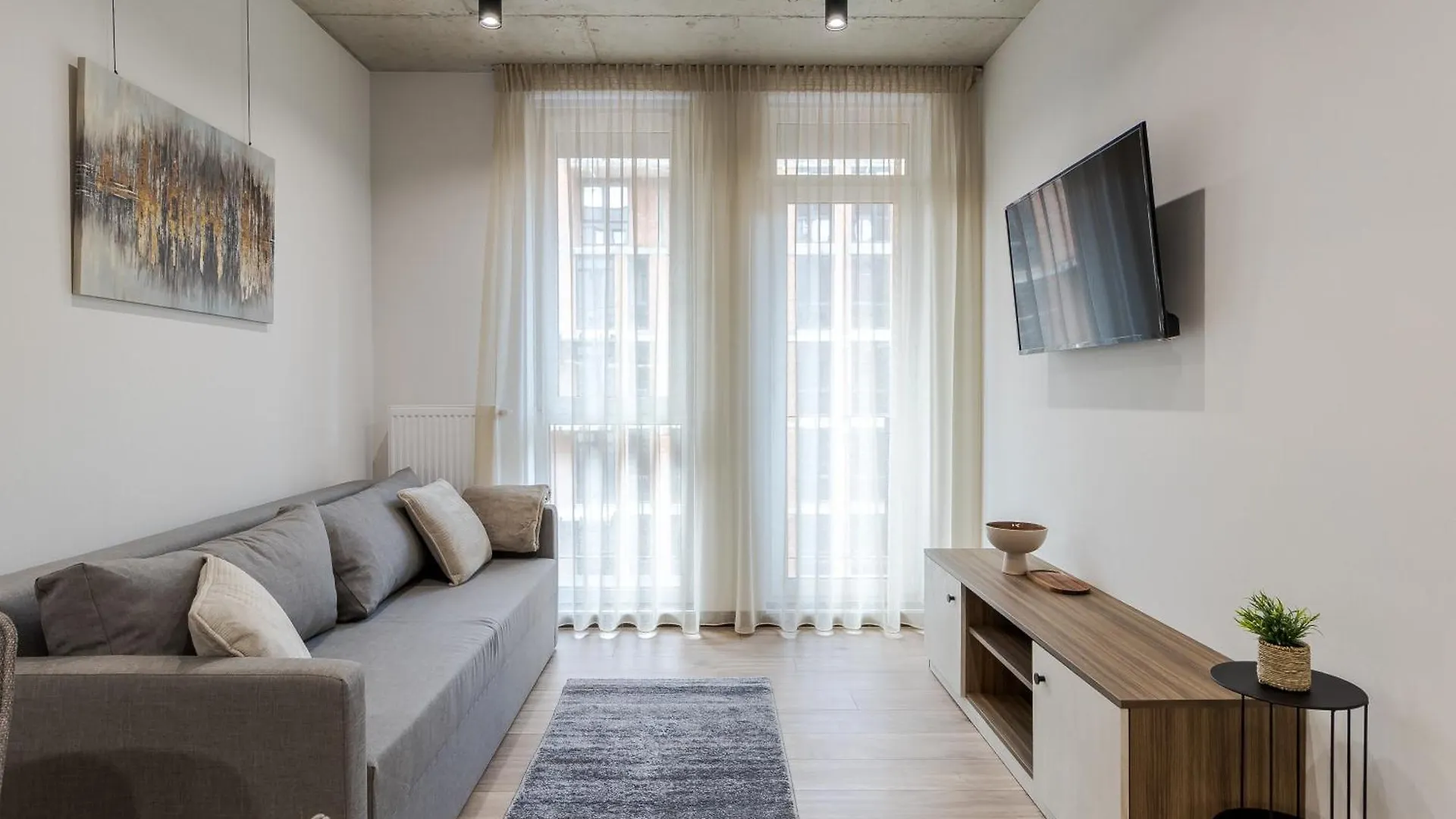 アパートホテル Prime Yard Apartments リヴィウ